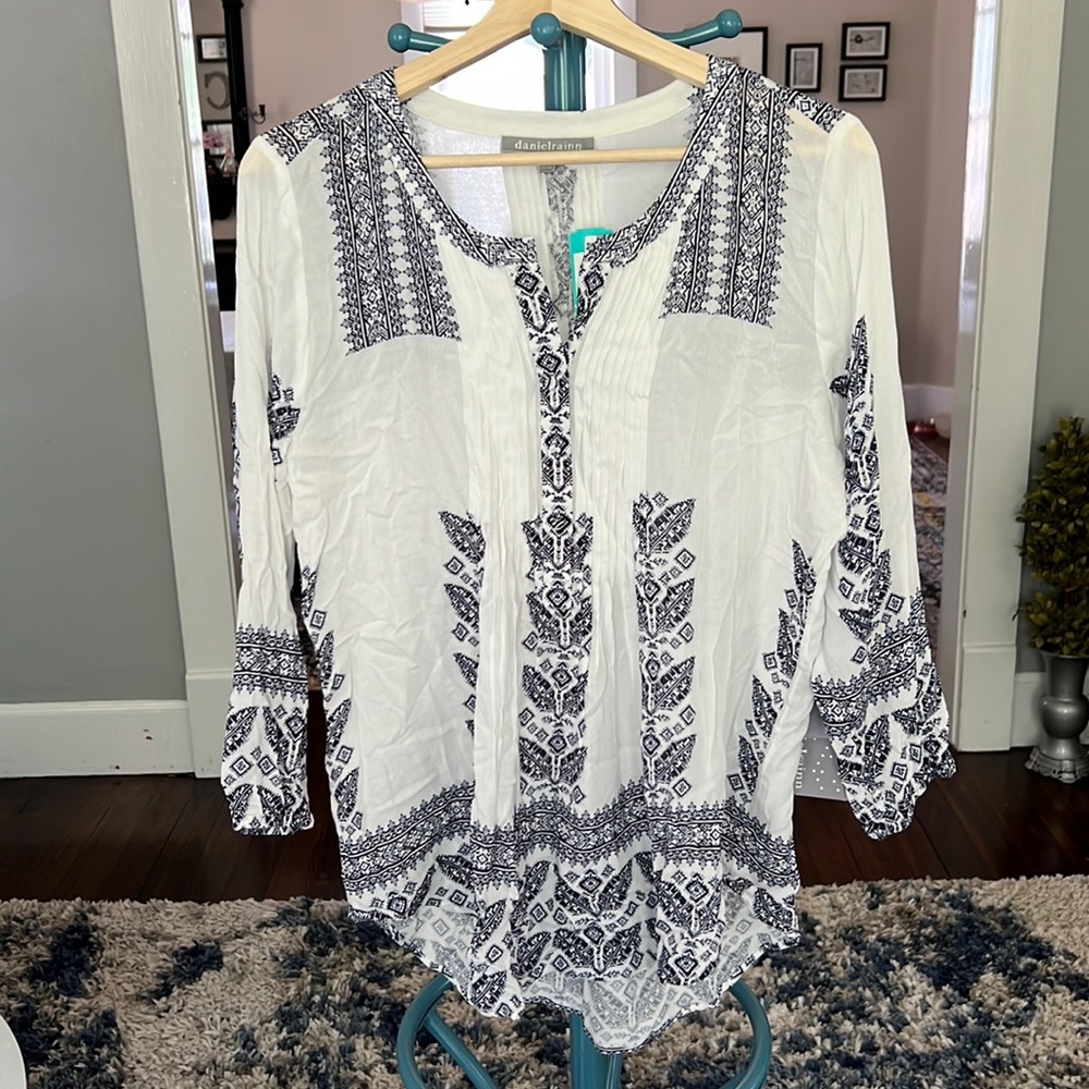 Daniel Rainn Stitch Fix Exclusive top